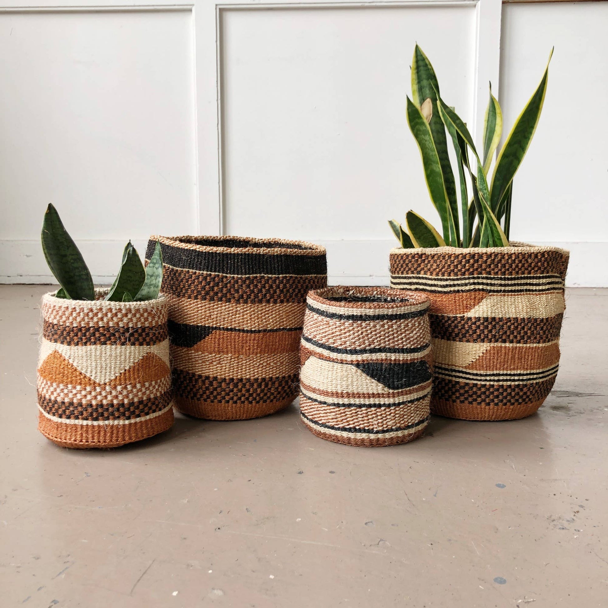 Amsha Fine Weave Basket: Medium Sized - The Plant Lady SF