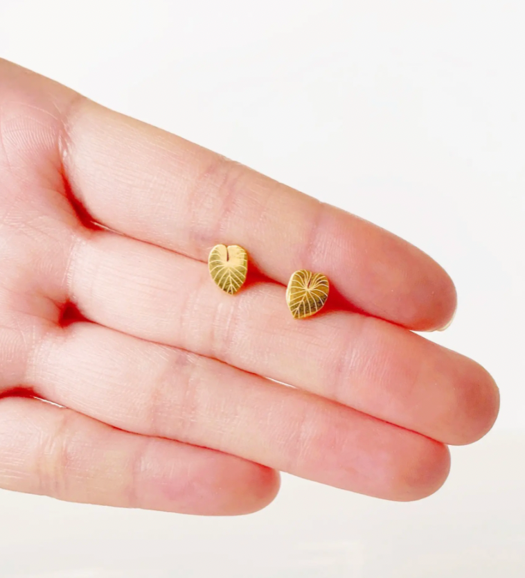 Gloriosum Plant Studs by Plant Dosage